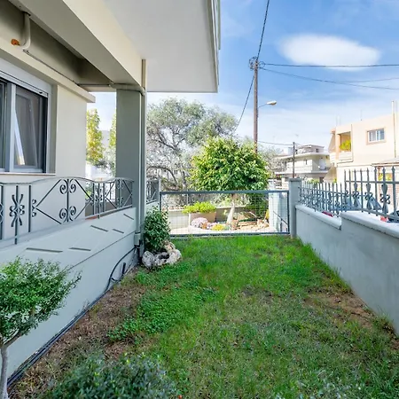 Suncatcher House By 8essentially * Chania (Crete)