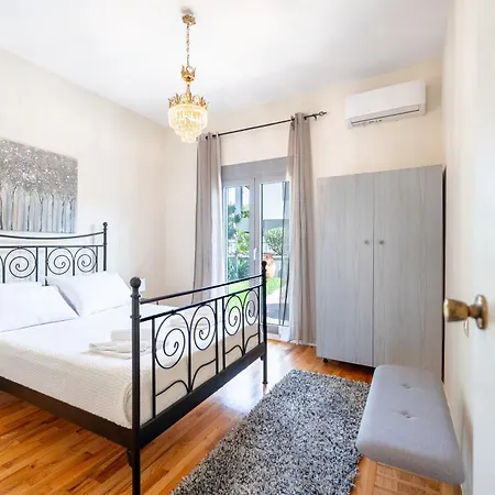 Suncatcher House Apartment Chania (Crete)