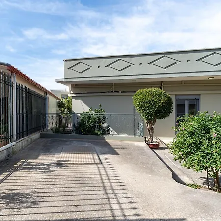 Suncatcher House