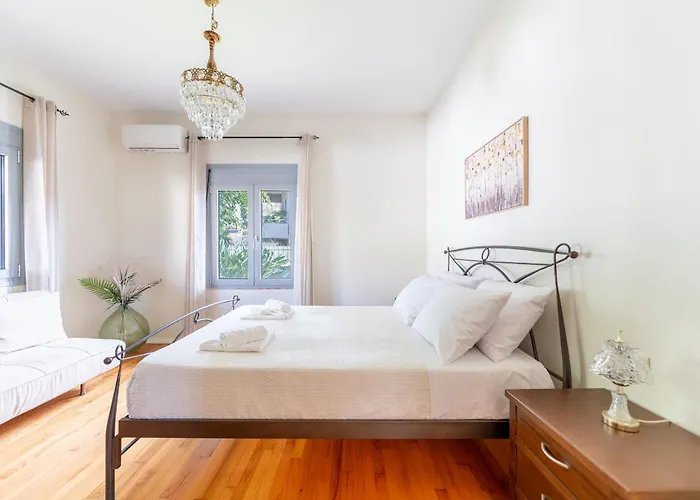 Suncatcher House By 8essentially アパート *