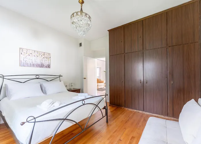 Suncatcher House By 8essentially Chania (Crete)