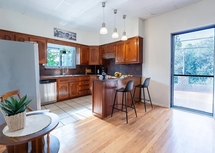 Suncatcher House By 8essentially アパート *