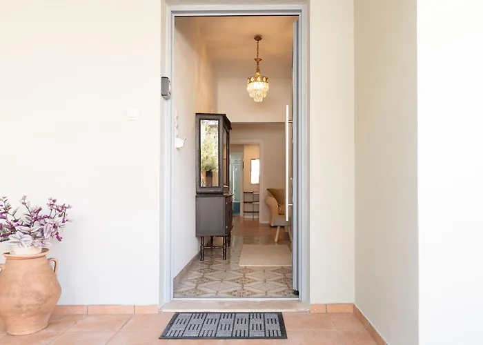 Suncatcher House By 8essentially *