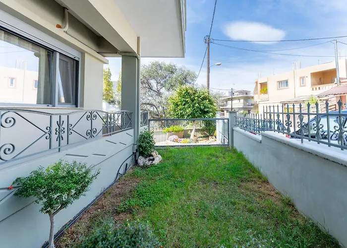 Suncatcher House By 8essentially * ハニア